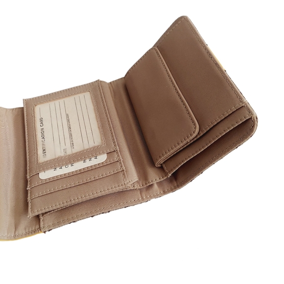 NWOT Anne Klein Wallet AK Logo Rare - Picture 6 of 8